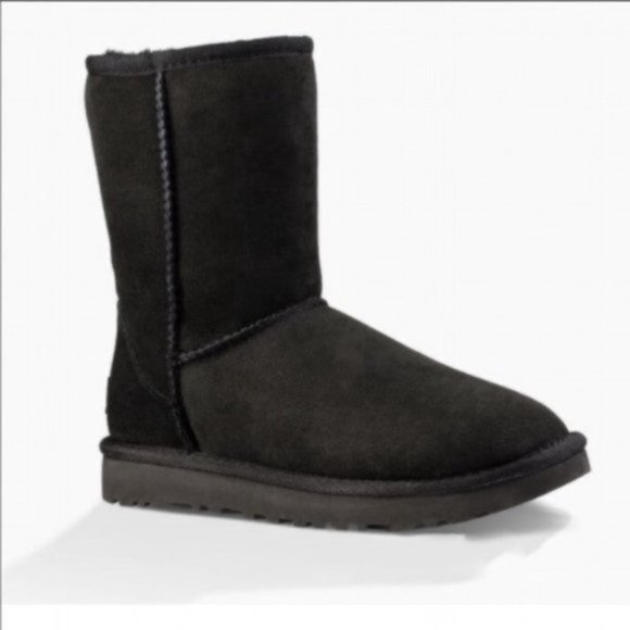 UGG Classic Short II Boots in Black - NEW - Picture 5 of 7